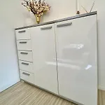 City Center Apartment Close To All Sightseeings